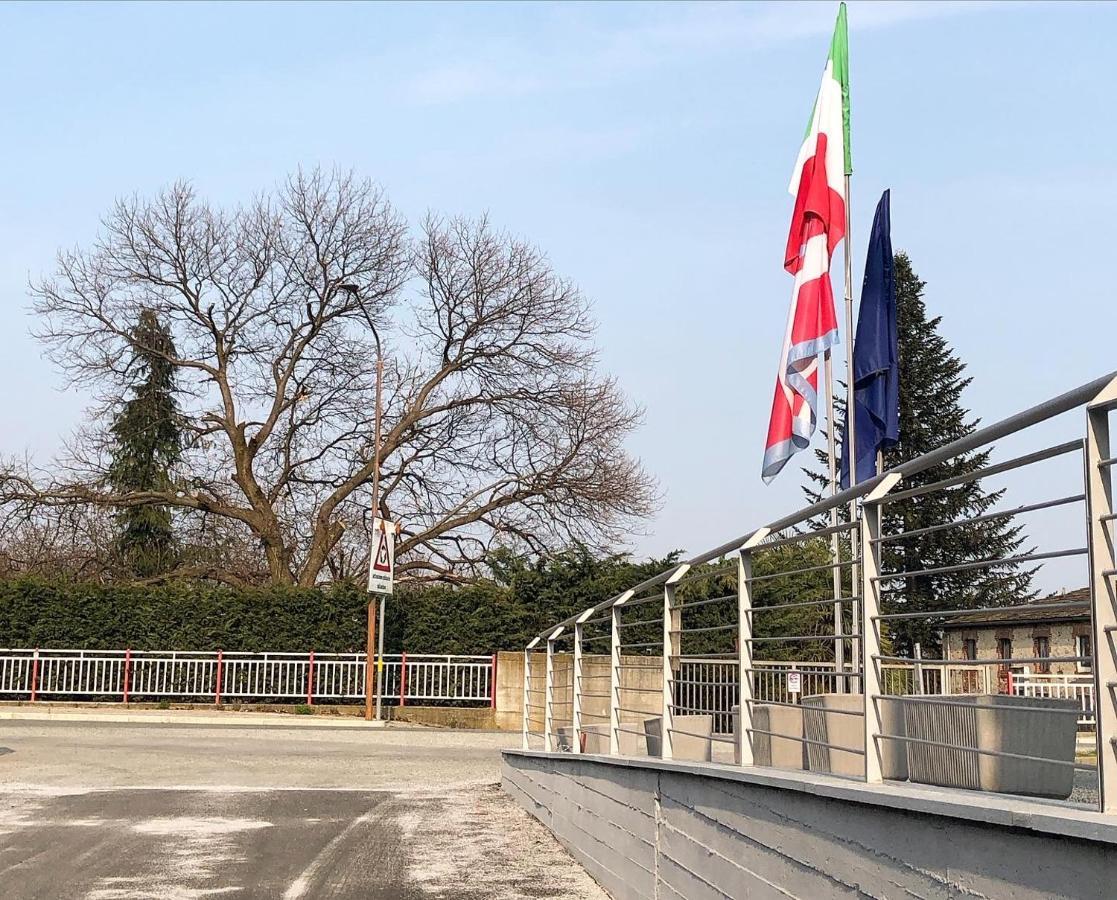 Prealpina Hotel Bagnolo Piemonte Bagian luar foto
